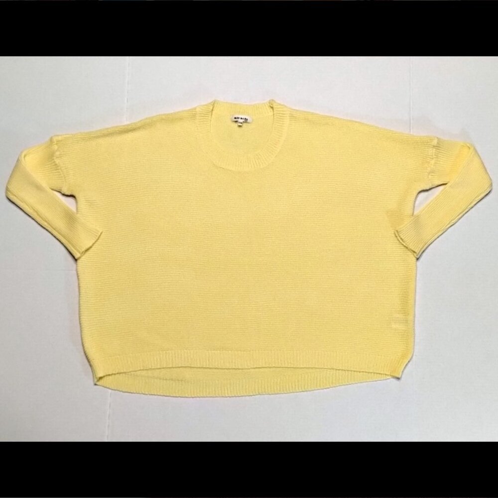 S/M Miracle USA Light Yellow Long Sleeve Sweater Oversized Cotton Wool
